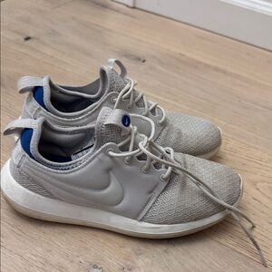 Nike woman’s sneakers